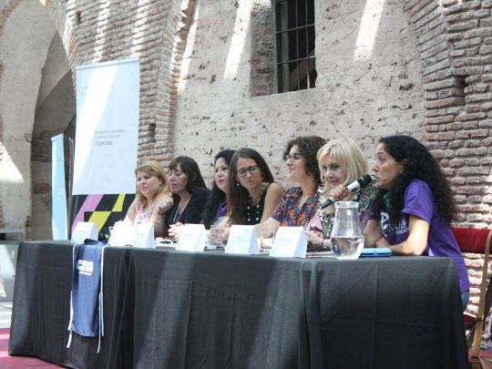 mujeres sindicatos.jpg