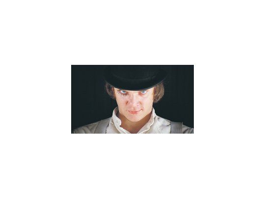 Malcolm McDowell y su icónica caracterización para el clásico de Kubrick, que iba a rodar John Schlesinger con los Rolling Stones.