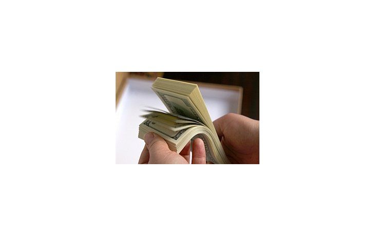 AFIP sacará CUIT a quienes compren dólares para turismo y no viajen