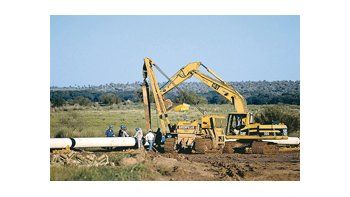 Presupuesto: peligran obras de represas y gasoductos