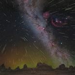 Las Gemínidas alcanzan su pico entre la noche del 13 y la madrugada del 14 de diciembre. Las Gemínidas alcanzan su pico entre la noche del 13 y la madrugada del 14 de diciembre.