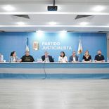 El Partido Justicialista se reunió en busca de una estrategia común. El Partido Justicialista se reunió en busca de una estrategia común.