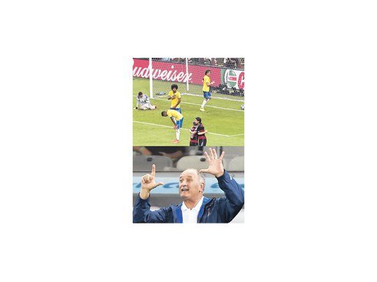 Los alemanes festejan y los brasileños no entienden qué está pasando. Una postal repetida durante todo el encuentro. Un partido histórico e inédito en la historia de los mundiales. ¿Qué estará diciendo Felipao, marquen al siete o nos hicieron siete goles? Lo cierto es que el técnico marca con sus dedos la cantidad de goles que le hizo Alemania. Una derrota humillante para Brasil.
