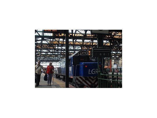 Crean comisión para analizar costos de obras y servicios ferroviarios