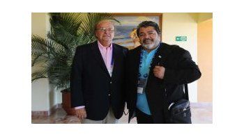 José de Mendiguren junto a Gerardo Martínez.