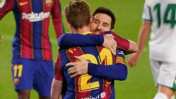 Lionel Messi marcó dos goles en el triunfo de Barcelona y es el máximo anotador de La Liga con 18 tantos.