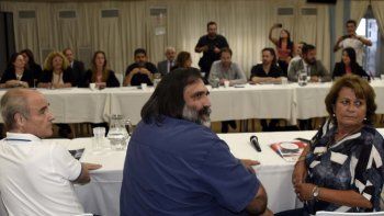 Los gremios docentes y la Provincia tuvieron su primera reuni&oacute;n en el marco de la paritaria 2020.