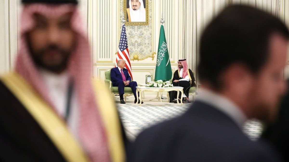 Donald Trump arrived in Saudi Arabia with the aim of promoting trade agreements