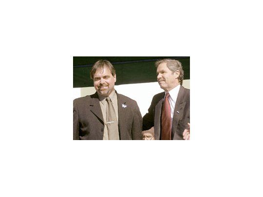Fuera del ruido político por un rato, Felipe Solá puso en funciones ayer al nuevo jefe del Servicio Penitenciario Bonaerense (SPB), Fernando Díaz, que será el encargado de encarar la reforma de las cárceles.