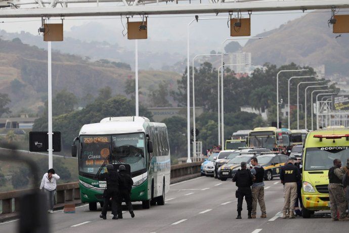 El atacante fue abatido en el acto por la Policía de Rio de Janeiro luego de mantener cautivas a 37 personas.
