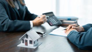 Los créditos hipotecarios dinamizan el sector de real estate.