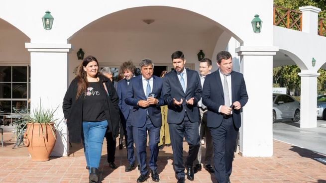 El Directorio del Ente Nacional de Comunicaciones (ENACOM), en La Pampa donde se realizó la primera reunión federal del organismo.