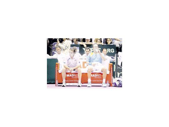 «Tito» Vázquez y David Nalbandian, cuando la relación entre ambos no tenía rispideces. Ahora el cordobés fue crudo con el capitán de la Davis.