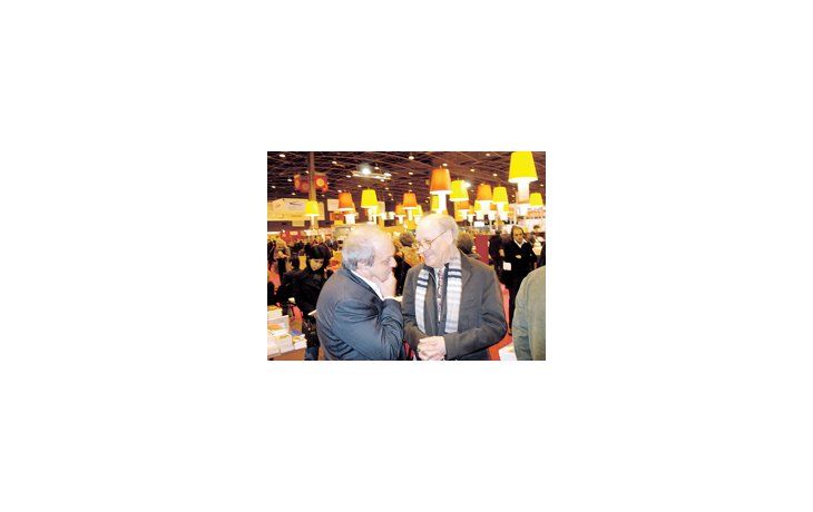 ámbito.com | El ministro de Cultura porteño Hernán Lombardi con Quino, ayer, en la inauguración del stand de la Ciudad, que este año reviste la categoría de «huésped de honor» del Salon du Livre de Paris.