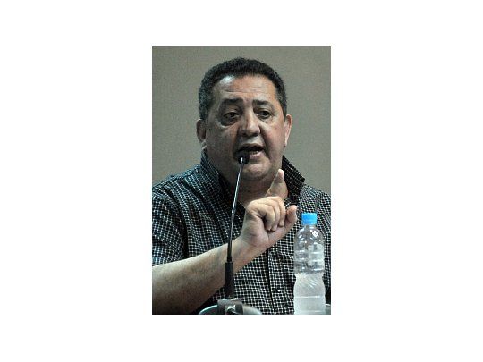 Luis D Elía.