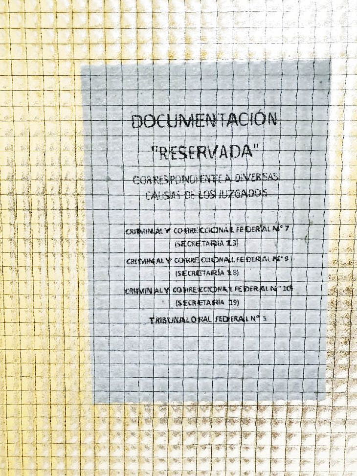 Oficina. Subdirección Impositiva de Interior. Segundo piso. Pasillo interno. Ala Balcarce, la extensión de Comodoro Py dentro de la AFIP.