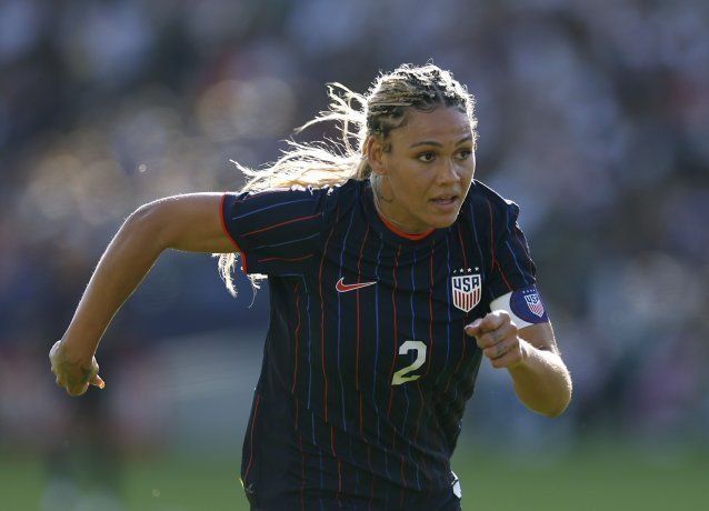 La hija de la leyenda de la NBA demostró ser una de las máximas figuras del femenino. La hija de la leyenda de la NBA demostró ser una de las máximas figuras del femenino.
