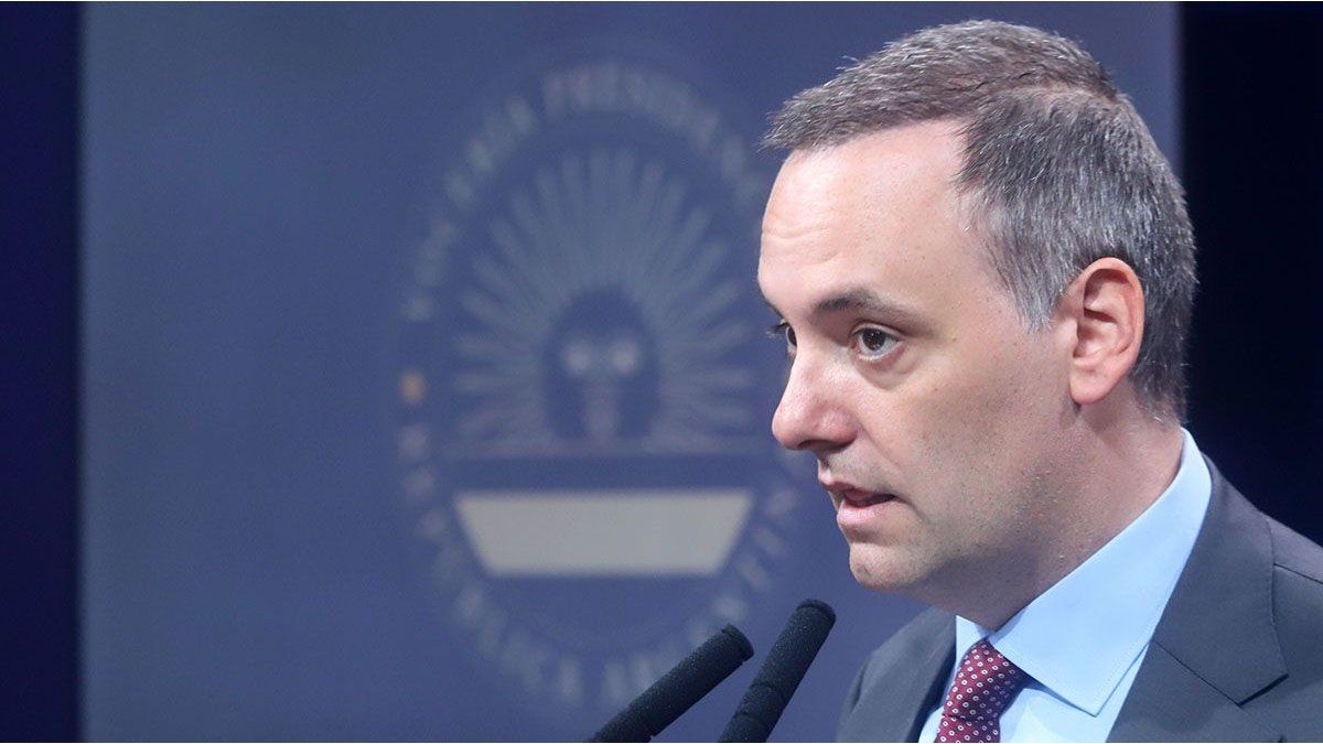 Manuel Adorni en Diputados: c�mo es el sistema de pulseras y el operativo de seguridad adentro del Congreso