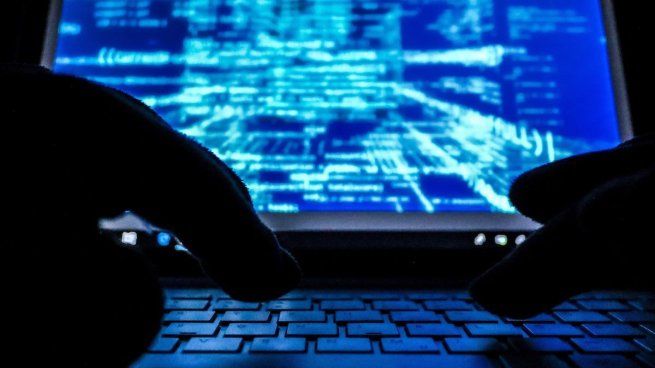 Un informe global revela que los CISOs enfrentan un ecosistema de amenazas diversas e interconectadas que complican la defensa informática.