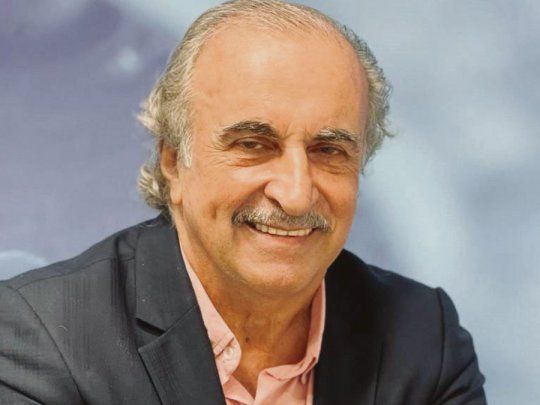 Daniel Llermanos. “El rey del puerto”, su nuevo trabajo literario.
