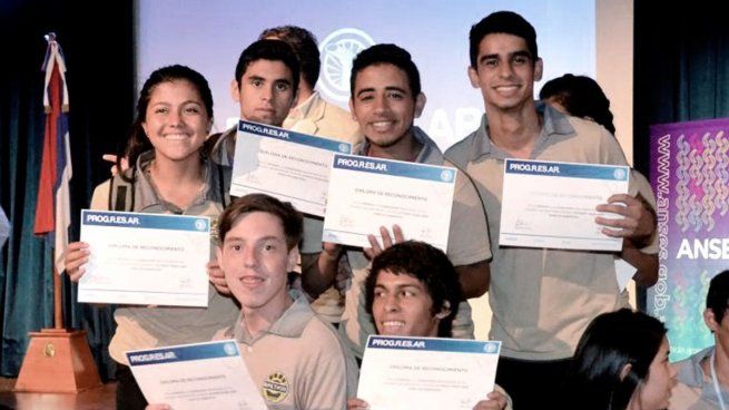 A partir de agosto, las Becas Progresar aumentarán un 56,5%.