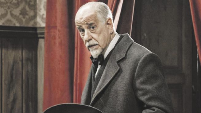 Extrañeza. El notable Toni Servillo en la piel de Luigi Pirandello.