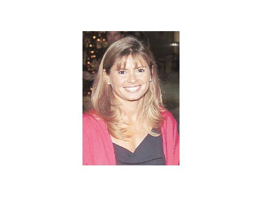 La ex duhaldista y ex belicista María Laura Leguizamón deja la Legislatura porteña para ingresar en el Senado, en la banca que disputaban por la minoría de la Capital el ministro Gustavo Béliz y Alfredo Bravo.