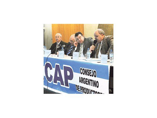 El presidente del Consejo Argentino de Productores de alimentos, Ider Peretti, puso en marcha ayer a la entidad para abastecer el mercado interno que tuvo a Guillermo Moreno como principal impulsor.