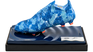 Lionel Messi. Collectible ornamental loot made by injection of recycled plastic with an acrylic dome plus a unique digital certificate of authenticity that provides access to an exclusive digital experience that represents the union of Sustainability and Technology. Lionel Messi. Collectible ornamental loot made by injection of recycled plastic with an acrylic dome plus a unique digital certificate of authenticity that provides access to an exclusive digital experience that represents the union of Sustainability and Technology.