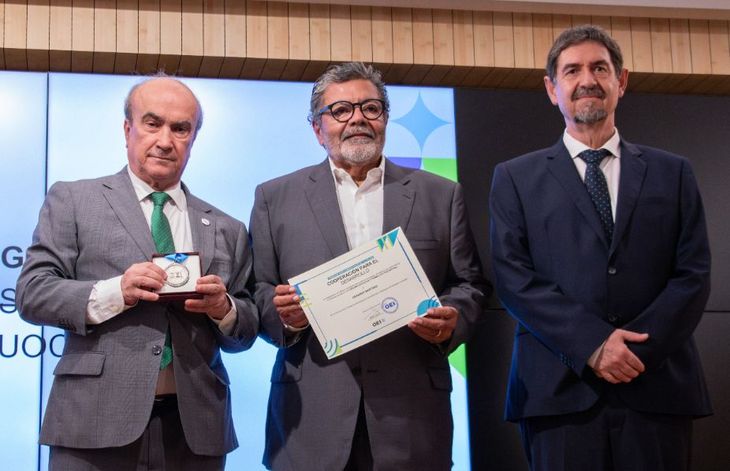 Los Premios Iberoamericanos de Cooperación para el Desarrollo de la OEI se otorgan a personas e instituciones a raíz de la trayectoria y compromiso con el desarrollo de la región en ámbitos clave como la educación, la ciencia, la cultura, los derechos humanos y la integración regional. Los Premios Iberoamericanos de Cooperación para el Desarrollo de la OEI se otorgan a personas e instituciones a raíz de la trayectoria y compromiso con el desarrollo de la región en ámbitos clave como la educación, la ciencia, la cultura, los derechos humanos y la integración regional.