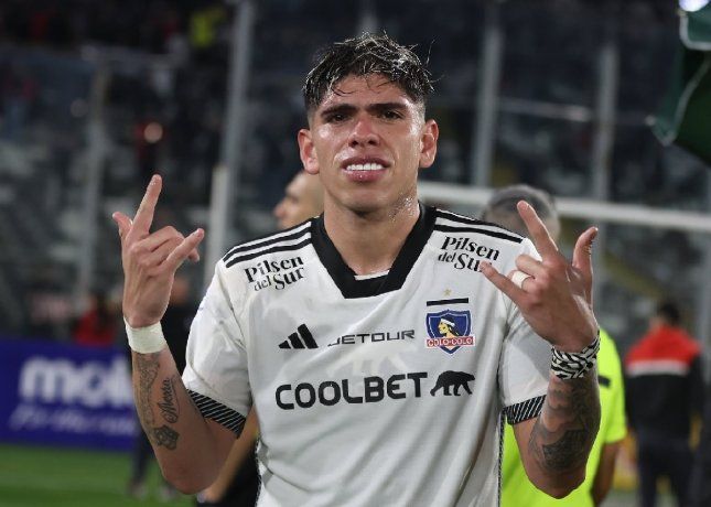 Boca está interesado en Carlos Palacios, chileno de Colo-Colo