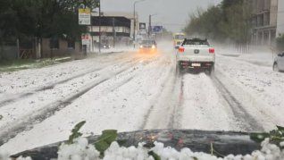 Un fuerte granizo azotó a Santa Fe.