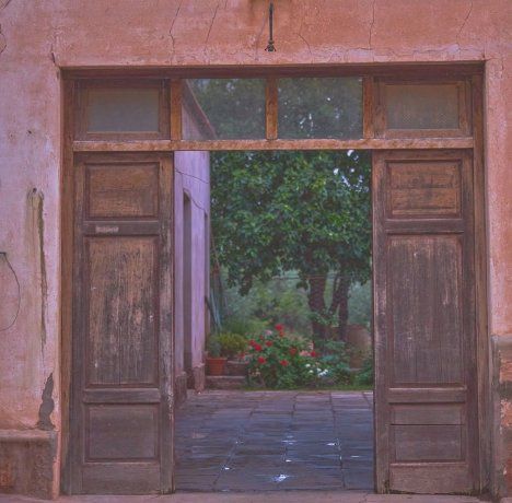 Este lugar es un pueblo típico del norte en algunos aspectos, pero también tiene su encanto particular que lo diferencia del resto. Este lugar es un pueblo típico del norte en algunos aspectos, pero también tiene su encanto particular que lo diferencia del resto.