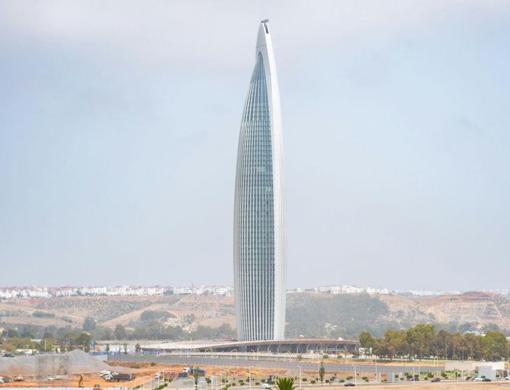 La Mohammed VI Tower, ubicada en Rabat, es uno de los rascacielos más altos de África y símbolo del nuevo desarrollo urbano del país La Mohammed VI Tower, ubicada en Rabat, es uno de los rascacielos más altos de África y símbolo del nuevo desarrollo urbano del país