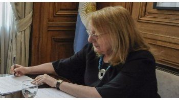 La propuesta fue transmitida por el gobierno provincial de Alicia Kirchner a los distintos gremios.