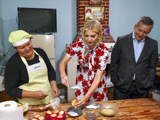 La hija mayor de Donald Trump visitó una panadería en Palpalá.&nbsp;