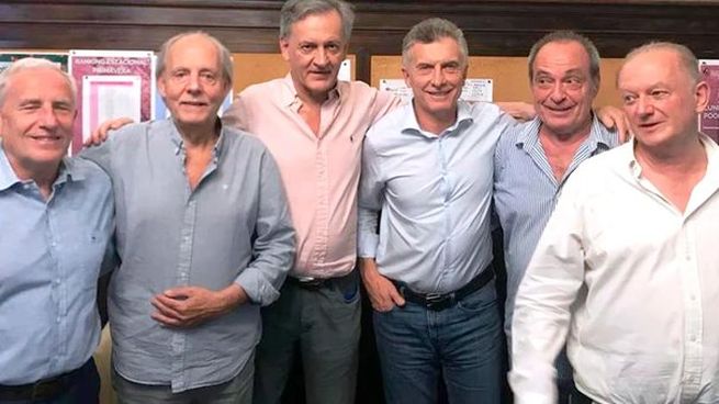 Macri y su equipo de bridge.