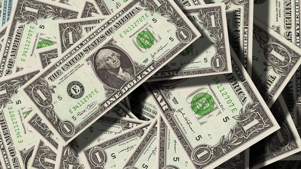 Los dólares financieros caen hasta $6 tras oficialización del canje