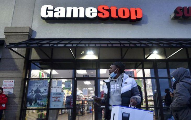 reddit: accion de gamestop volo 1.500%, ¿quien esta detras de la suba realmente?