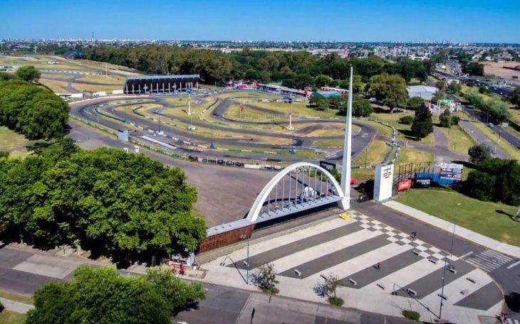 The race will be played at the city's autodrome, which will be subject to an ambitious modernization process. The Buenos Aires government announced that the track will be redesigned with international standards, with an eye on the possibility of receiving formula 1 in the future. The race will be played at the city's autodrome, which will be subject to an ambitious modernization process. The Buenos Aires government announced that the track will be redesigned with international standards, with an eye on the possibility of receiving formula 1 in the future.