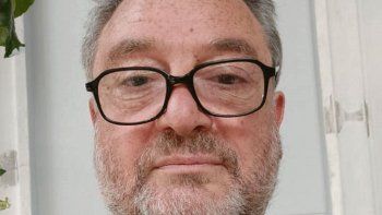 guebel. “Un resplandor inicial es su nueva obra”.
