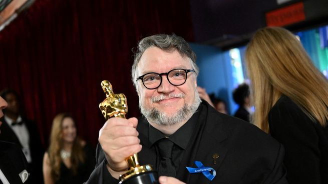 Dónde vive Guillermo del Toro en 2025: el exitoso director de cine que huyó de México por esta razón