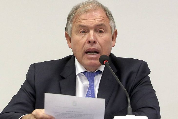 La dimisión de Werthein se da en medio de una crisis en el Gobierno a días de las elecciones legislativas del domingo.