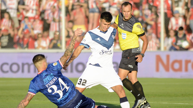 Vélez perdió 1 a 0 ciontra Unión en Santa Fe.