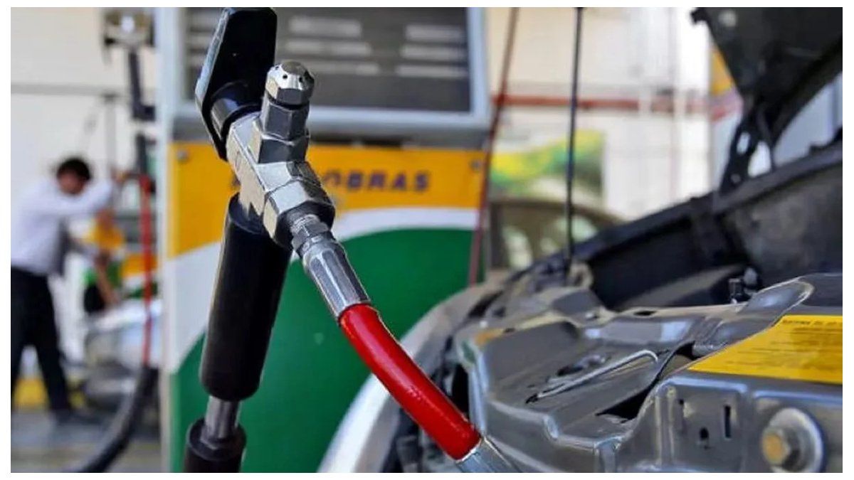 Conversion of cars to CNG increases due to the rise in fuel prices