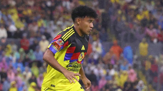 Isaías Violante se suma a la lista de lesionados del Club América. Seguramente será baja en la escuadra azulcrema para el Clásico Joven ante Cruz Azul del sábado 18 de octubre.