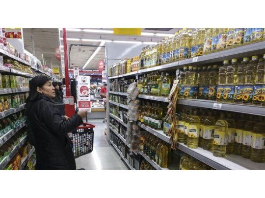 Acuerdan tope para el aumento de aceites (sólo para agosto)