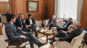 La decisión fue dada a conocer por el presidente provisional del Senado, Federico Pinedo.