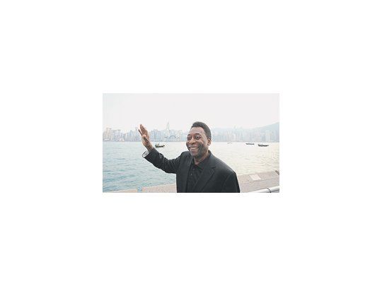 Pelé reconoció que Messi es el mejor del mundo, pero después le pegó duro y parejo.