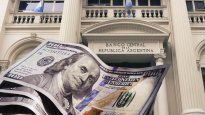 Con un crawling peg del 2% y una inflación del 25%, persiste la expectativa de devaluación.&nbsp;